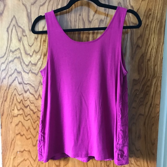 Ann Taylor Textured Fuchsia Tank - Picture 4 of 4